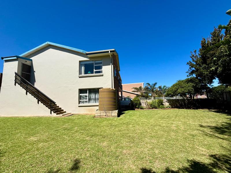 4 Bedroom Property for Sale in C Place Eastern Cape